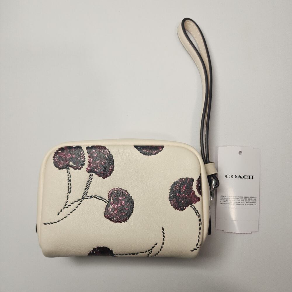 NWT Coach CDF01 Pouch Wristlet With Cherry Print Chalk - Picture 2 of 4